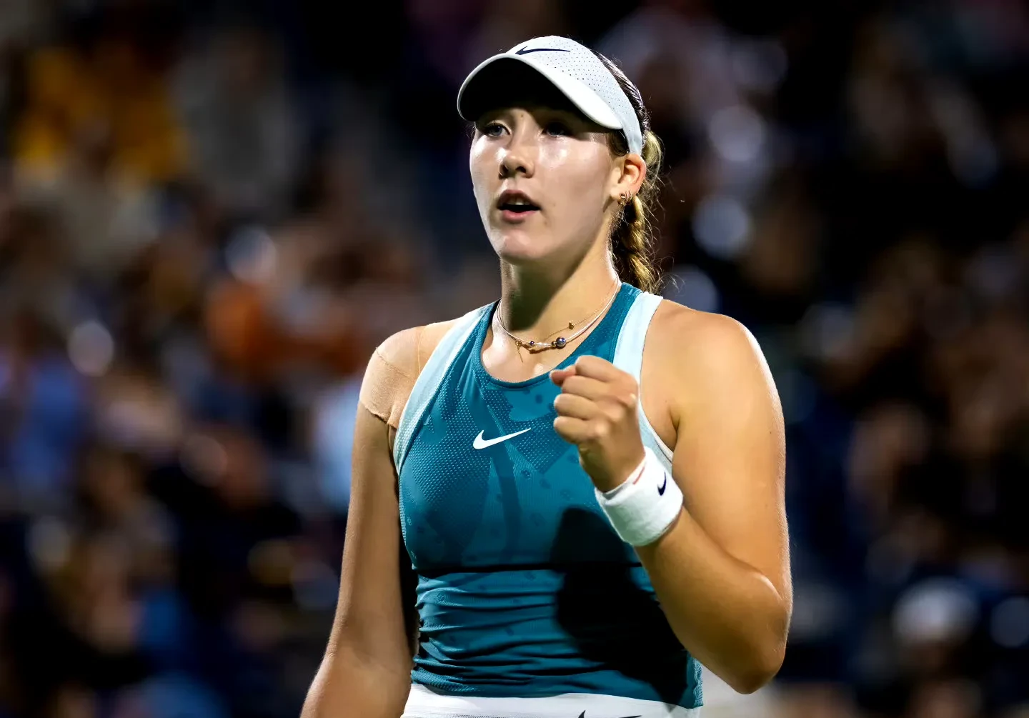 开云体育-莎拉波娃关键节点挺进下一轮，DWG带队取胜！